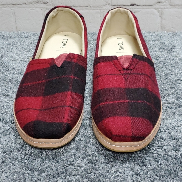 Toms - Picture 5 of 8
